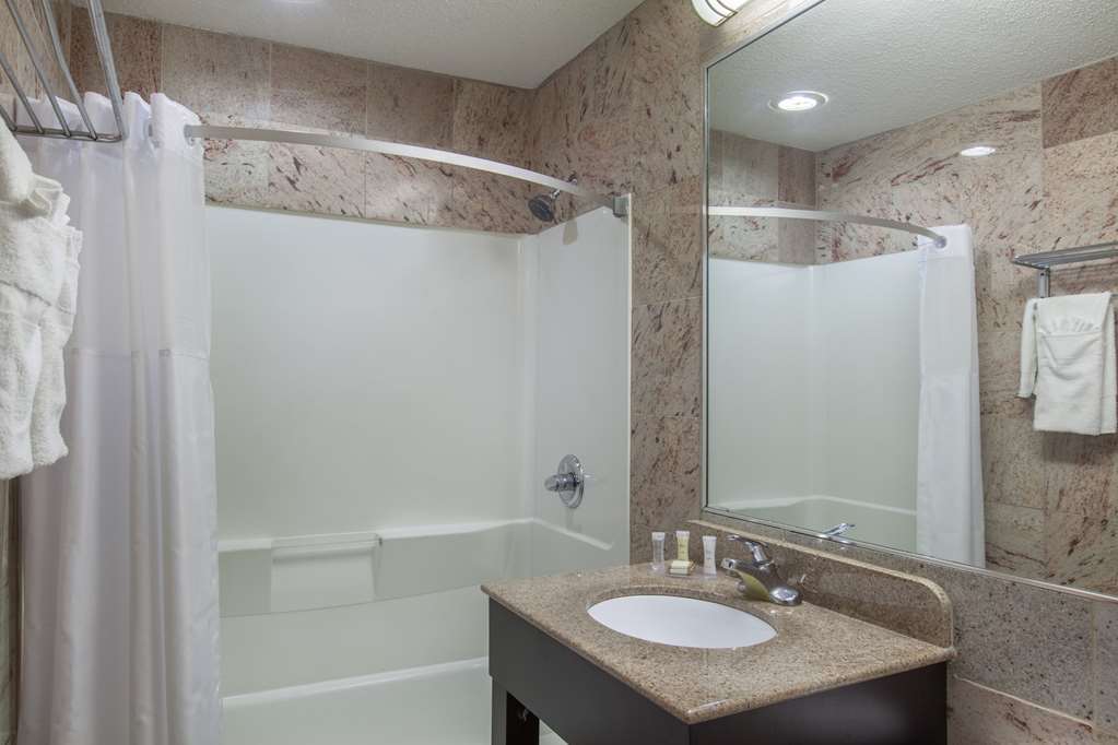 Howard Johnson By Wyndham North Bergen Zimmer foto